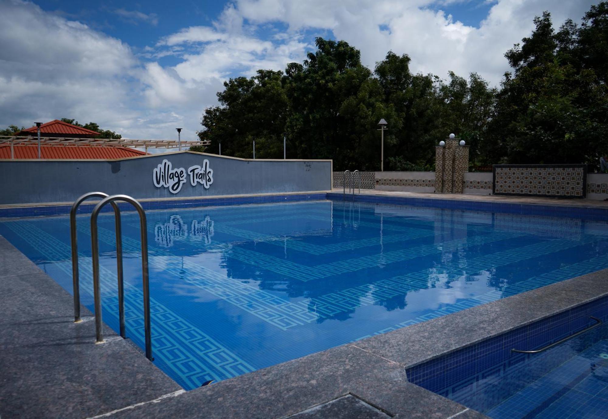 Village Trails Resort Haiderabad Buitenkant foto